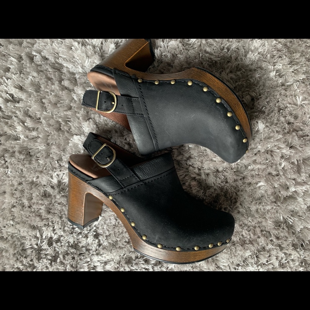 Dansko Delle Dress chunky heel -Super cute